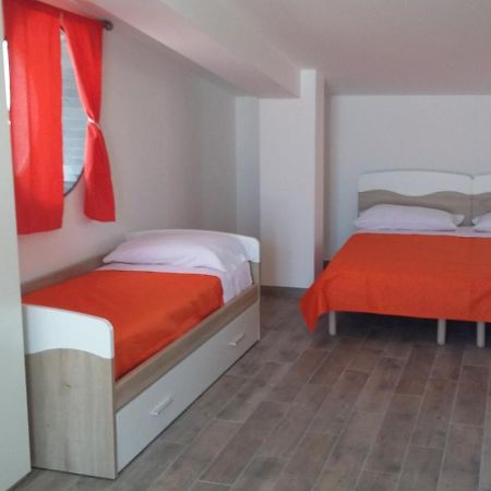 Casa Vacanza Miramare Portopalo Di Capo Passero Eksteriør billede