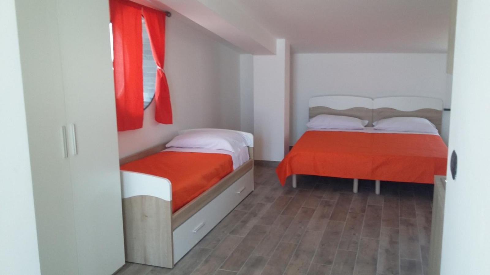 Casa Vacanza Miramare Portopalo Di Capo Passero Eksteriør billede